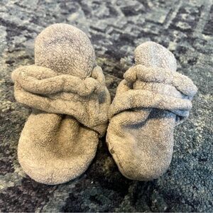 Zutana Gray Baby Booties